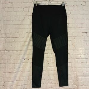 Core IO leggings Size Medium